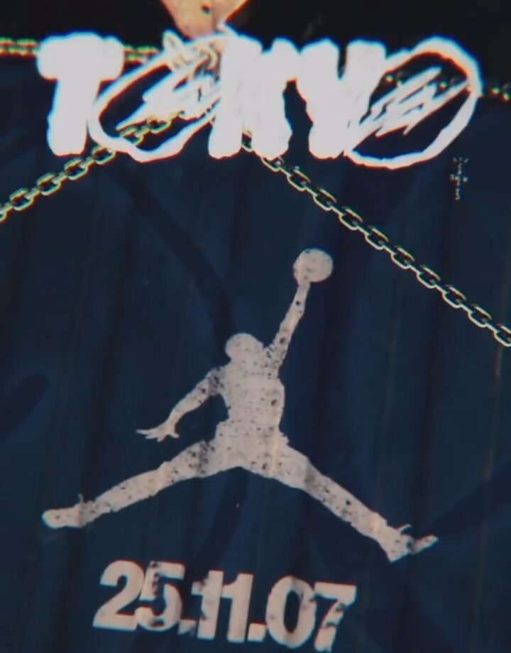 【国内 2025年 11/7 発売予定】FRAGMENT × Travis Scott × NIKE AIR JORDAN 1 OG LOW “Sail/Military Blue” (フラグメント トラヴィス・スコット ナイキ エア ジョーダン 1 OG ロー “セイル/ミリタリーブルー”) [DM7866-104]