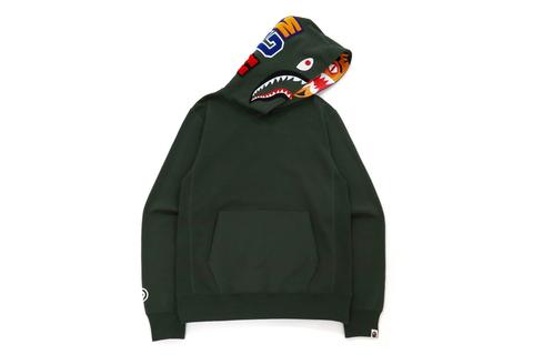 A BATHING APE から人気のタイガーとシャークのモチーフを落とし込んだフーディ「SHARK X TIGER PULLOVER HOODIEN」が9/11 発売 (ア ベイシング エイプ)