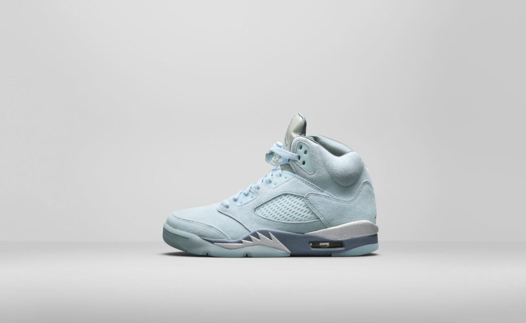 【国内 10/7 発売】ナイキ ウィメンズ エア ジョーダン 5 レトロ “ブルーバード” (NIKE WMNS AIR JORDAN 5 RETRO “Blue Bird”) [DD9336-400]