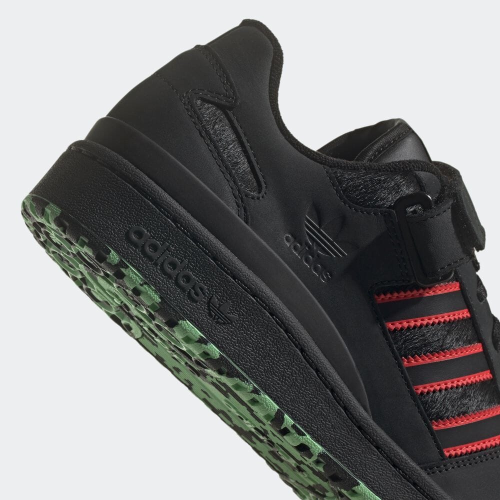 【10/15 発売】アディダス オリジナルス フォーラム ロー “ハロウィン 2021/ブラック” (adidas Originals FORUM LOW “Halloween 2021/Black”) [GW8841]