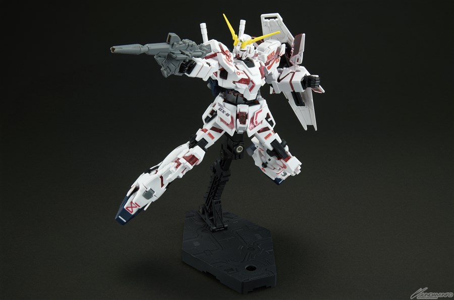 NKE SB × HG「ユニコーンガンダム」＆「バンシィ」（デストロイモード）コラボガンプラが9/24～9/30 抽選販売 (ナイキ SB)