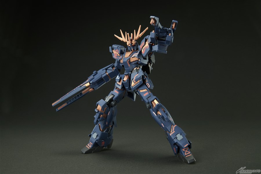 NKE SB × HG「ユニコーンガンダム」＆「バンシィ」（デストロイモード）コラボガンプラが9/24～9/30 抽選販売 (ナイキ SB)