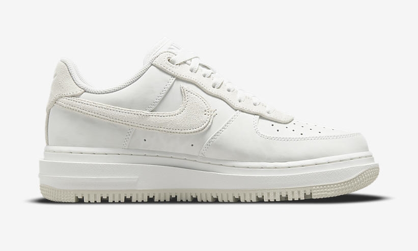 【国内 2022/2/2 発売】ナイキ エア フォース 1 ロー リュクス “サミットホワイト” (NIKE AIR FORCE 1 LOW LUXE “Summit White”) [DD9605-100]