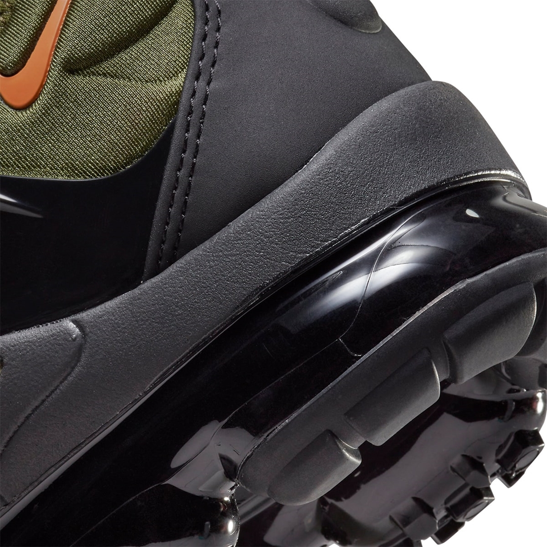 ナイキ エア ヴェイパーマックス プラス “オリーブ/ブラック/オレンジ” (NIKE AIR VAPORMAX PLUS “Olive/Black/Orange”) [DQ4688-300]