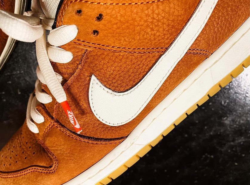 【国内 2/27 発売】NIKE SB “Orange Label” DUNK LOW PRO ISO “Dark Russet” (ナイキ エスビー “オレンジレーベル” ダンク ロー プロ “ダークラセット”) [DH1319-200]