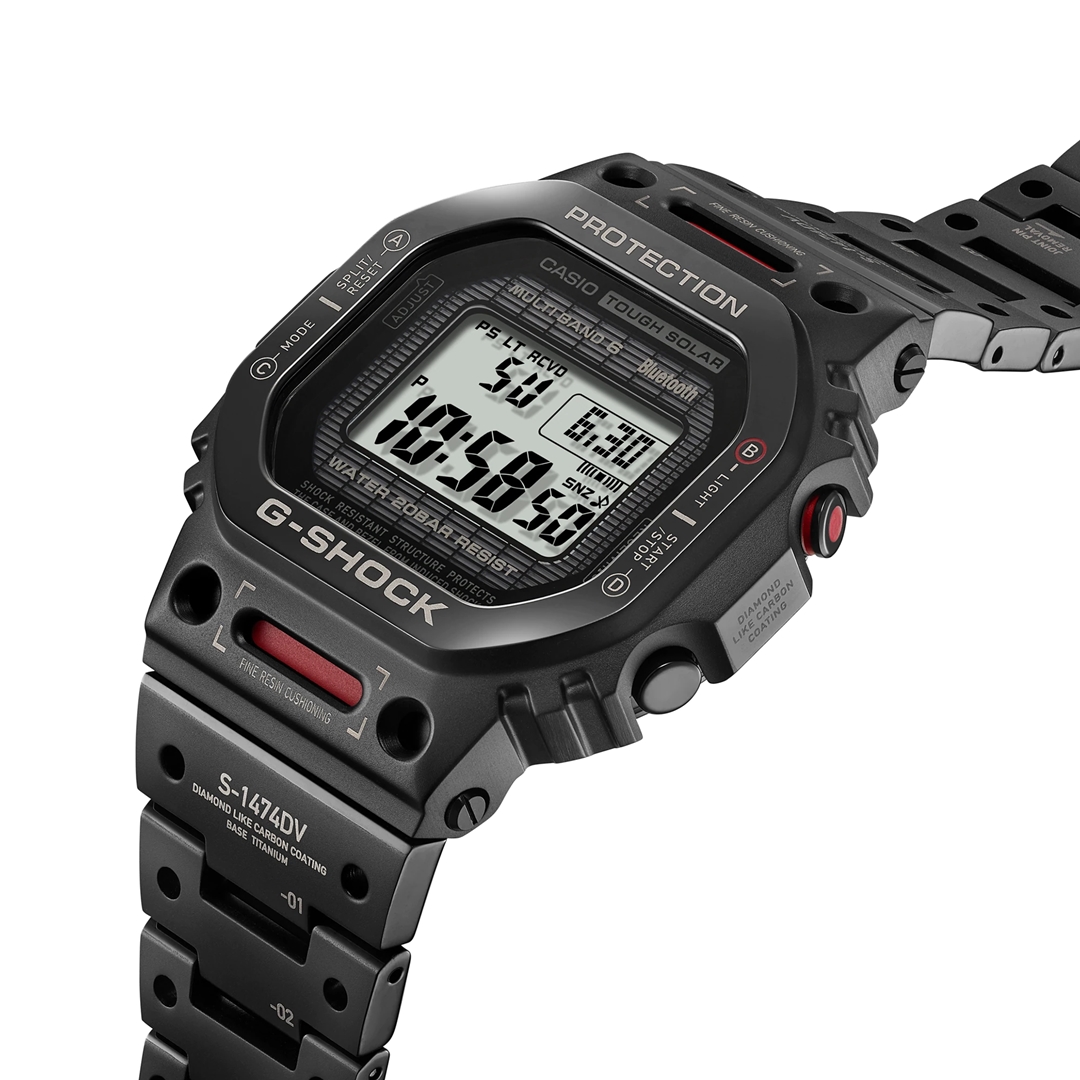 G-SHOCK フルメタルスクエア「GMW-B5000」から、バーチャルワールドにインスピレーションを得てデザインしたスペシャルモデル「GMW-B5000TVA-1JR」が10/22 発売 (ジーショック Gショック)