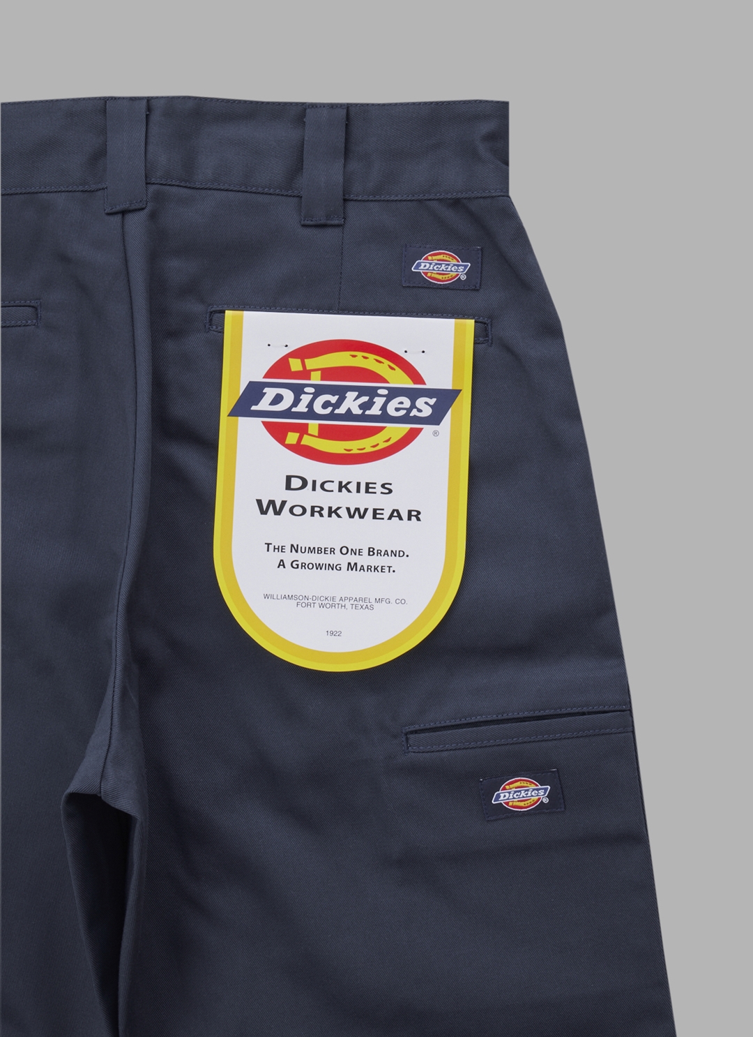 KING-MASA氏によって設⽴されたALWAYS OUT OF STOCK × Dickies コラボパンツが10/9から順次発売 (オールウェイズ アウト オブ ストック/ディッキーズ)