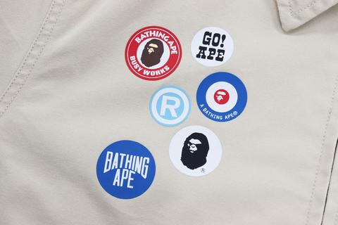 A BATHING APE からオリジナルのグラフィックバッジを配したジャケット/プルオーバー「BADGE MOTIF」が10/8、10/9 発売 (ア ベイシング エイプ)