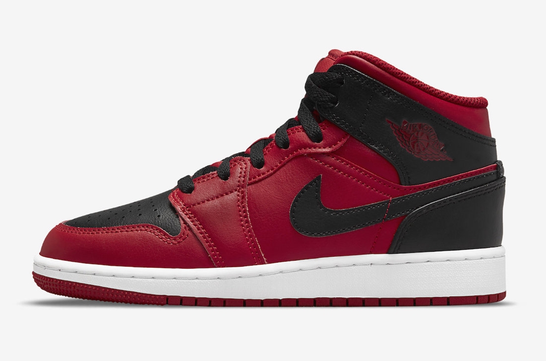 【国内 5/28 発売】ナイキ エア ジョーダン 1 ミッド “リバースブレッド” (NIKE AIR JORDAN 1 MID “Reverse Bred”) [554724-660]