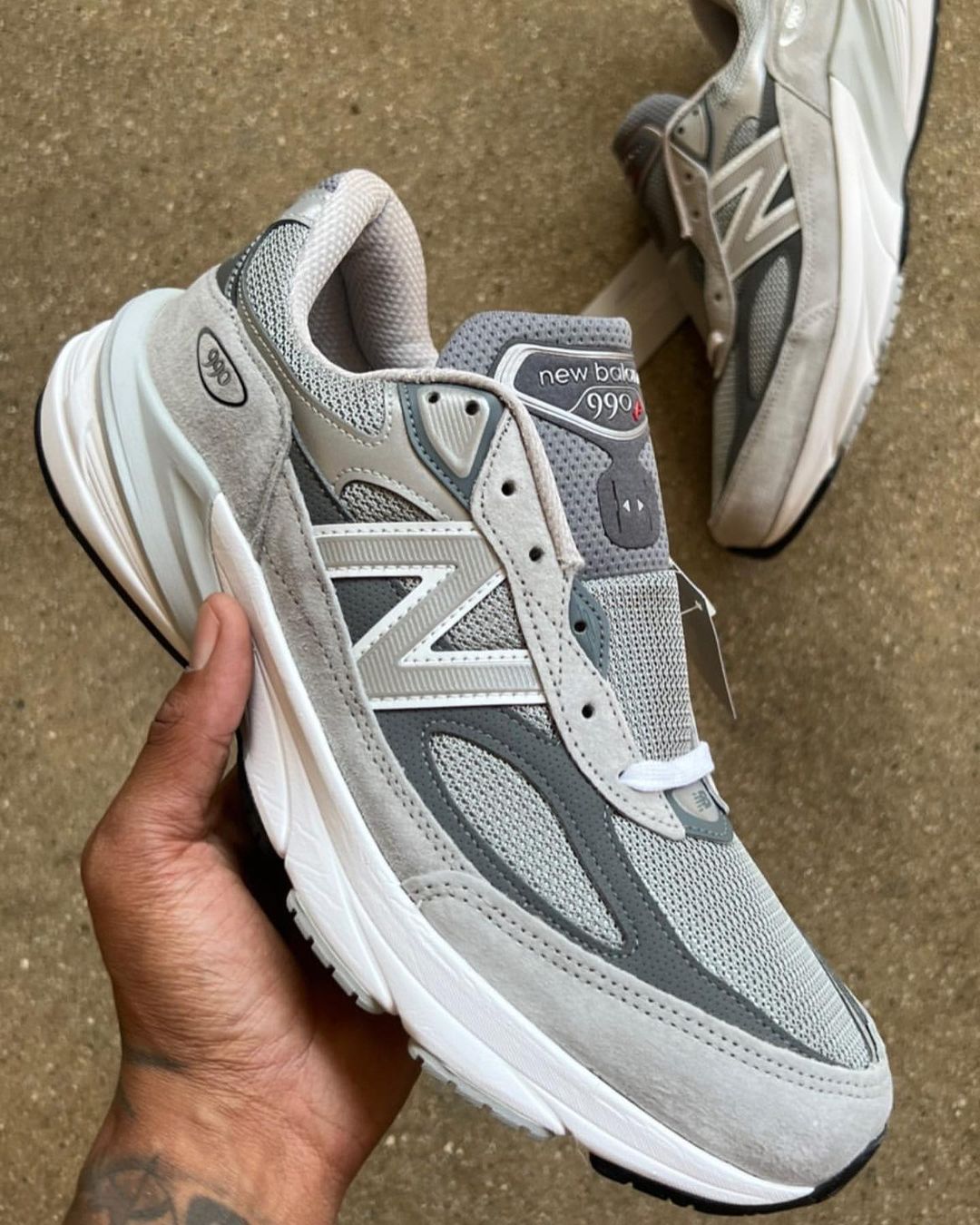 【2023年 11月リストック】New Balance M990v6 GL6 (ニューバランス)