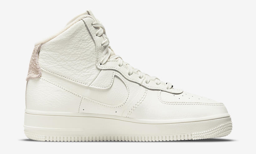 【国内 1/6 発売】ナイキ ウィメンズ エア フォース 1 ハイ ストラップレス “セイル” (NIKE WMNS AIR FORCE 1 HIGH STRAPLESS “Sail”) [DC3590-102]