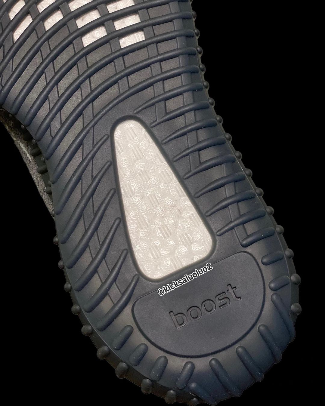 【2023年 8/16 リストック】アディダス オリジナルス イージー ブースト 350 V2 “MX ダークソルト” (adidas Originals YEEZY BOOST 350 V2 “MX Dark Salt”) [ID4811]