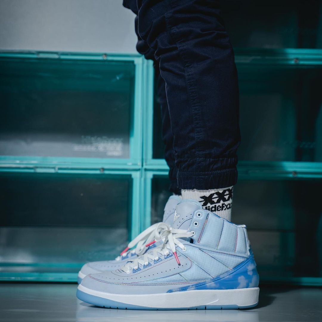 【国内 9/15 発売】J Balvin x NIKE AIR JORDAN 2 “Glow/GID” (J.バルヴィン ナイキ エア ジョーダン 2) [DQ7691-419]