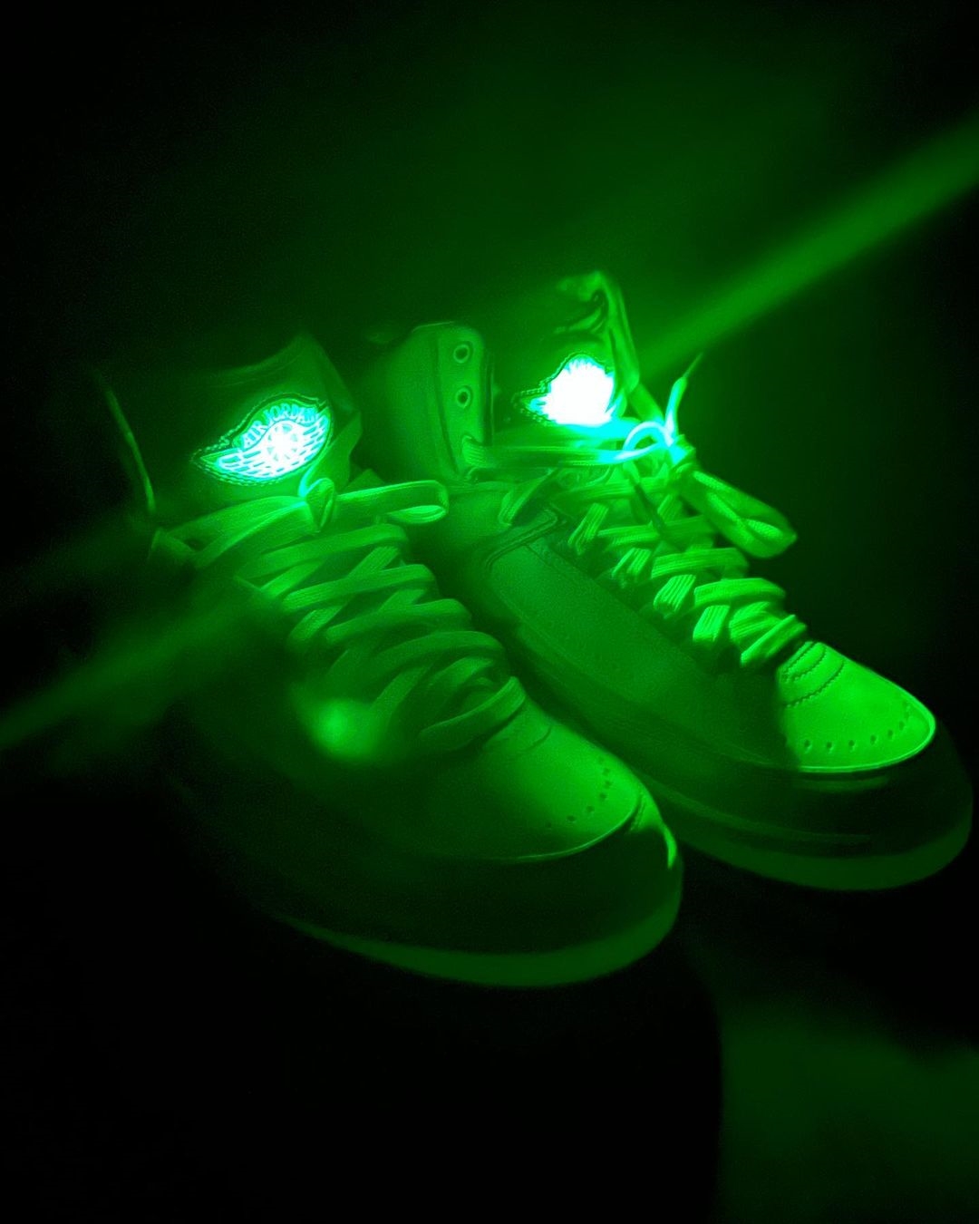 【国内 9/15 発売】J Balvin x NIKE AIR JORDAN 2 “Glow/GID” (J.バルヴィン ナイキ エア ジョーダン 2) [DQ7691-419]