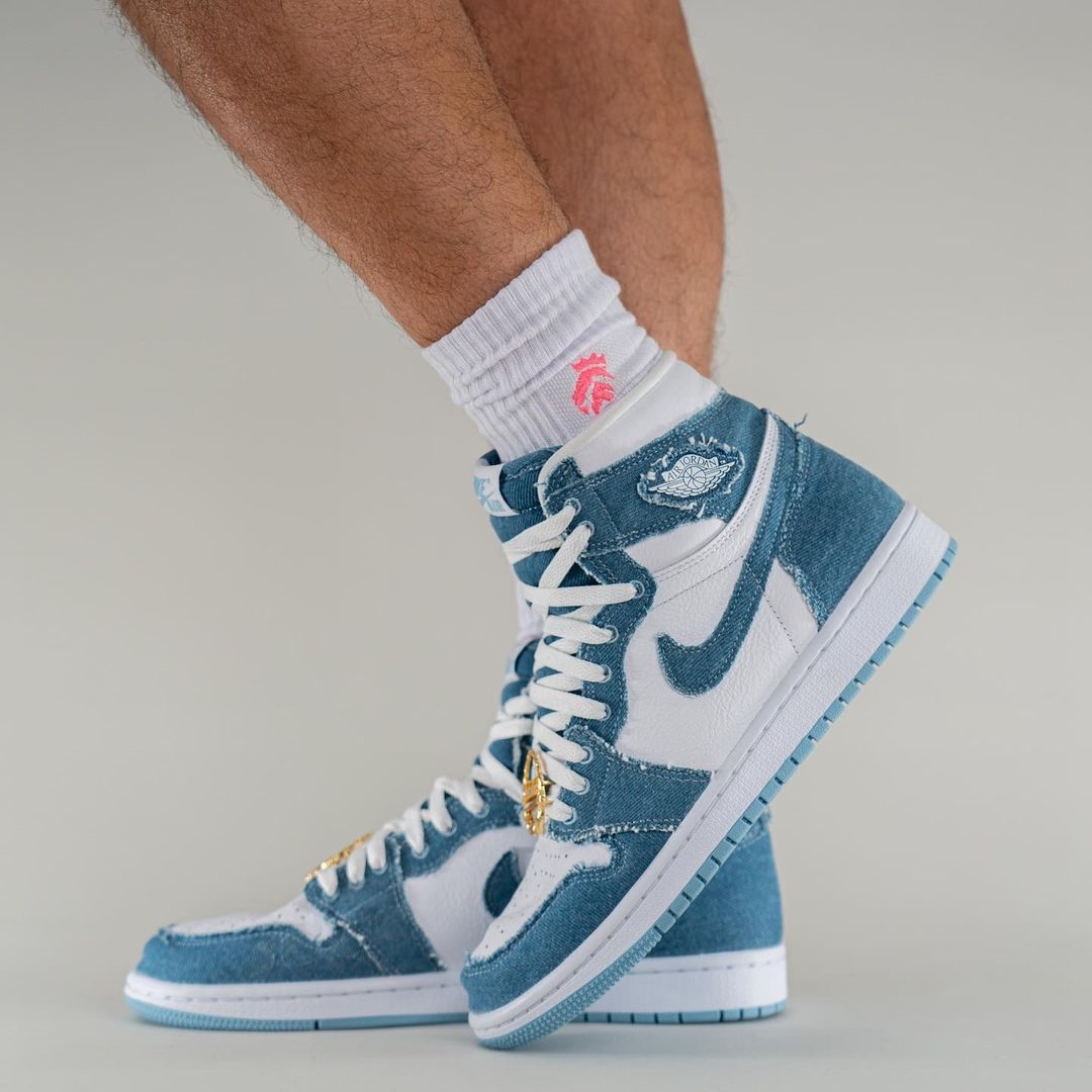 NIKE ナイキ WMNS AIR JORDAN 1 HIGH OG DENIM DM9036-104 ウィメンズ エアジョーダン1 ハイ OG デニム ハイカットスニーカー US10.5/27.5cm ホワイト/ブルー