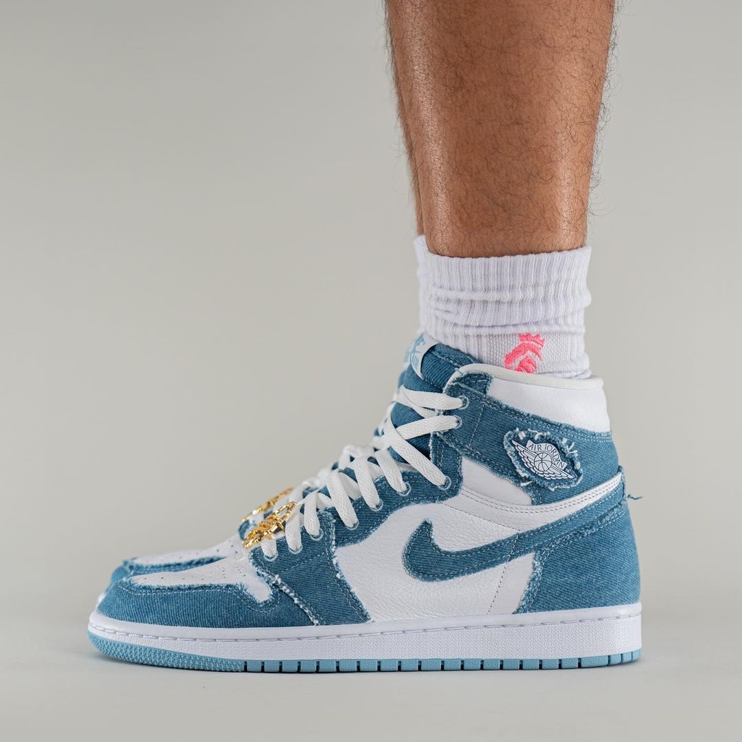 NIKE ナイキ WMNS AIR JORDAN 1 HIGH OG DENIM DM9036-104 ウィメンズ エアジョーダン1 ハイ OG デニム ハイカットスニーカー US10.5/27.5cm ホワイト/ブルー