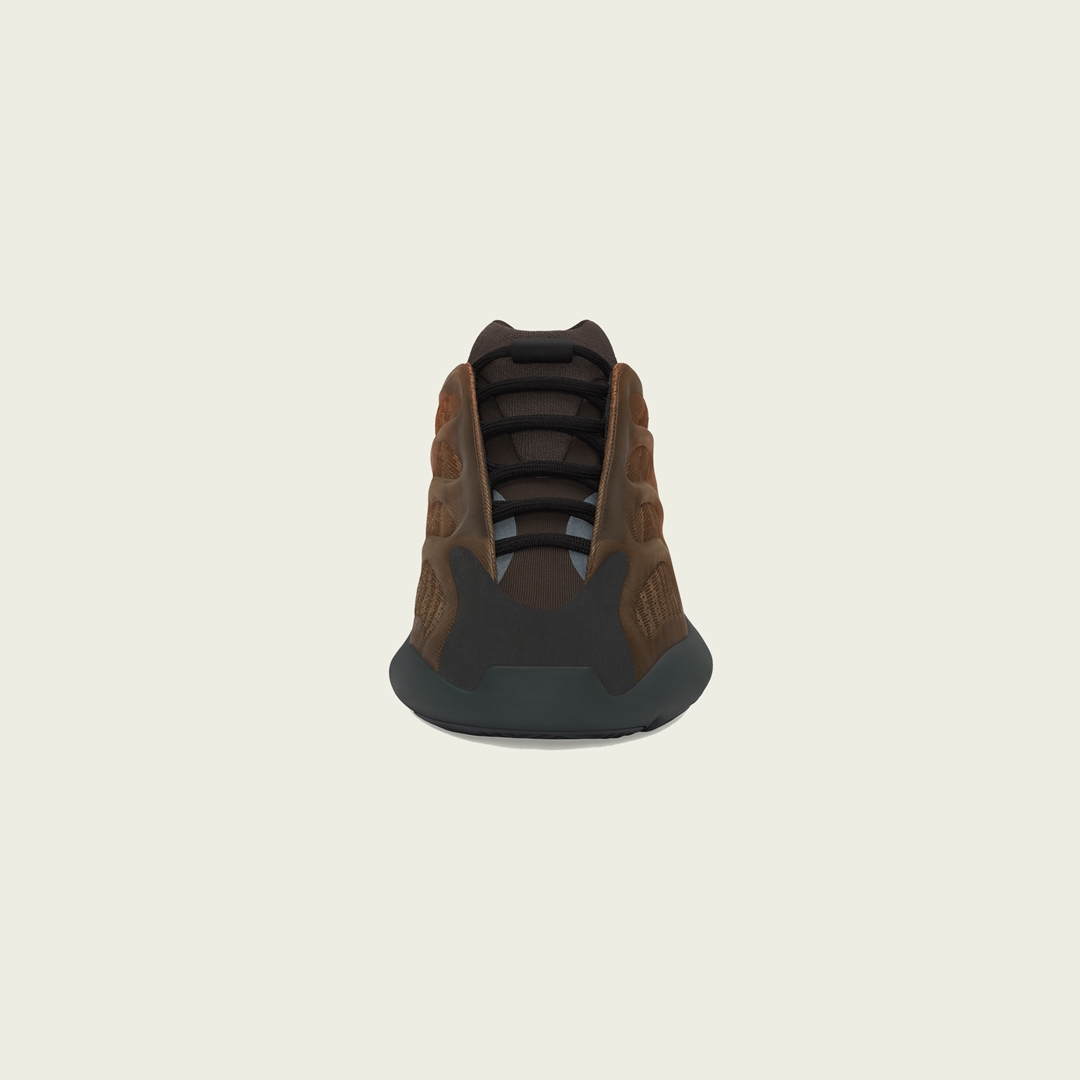 【2023年 8/4 リストック】アディダス イージー 700 V3 “カッパーフェイド” (adidas YEEZY 700 V3 “Copper Fade”) [GY4109]