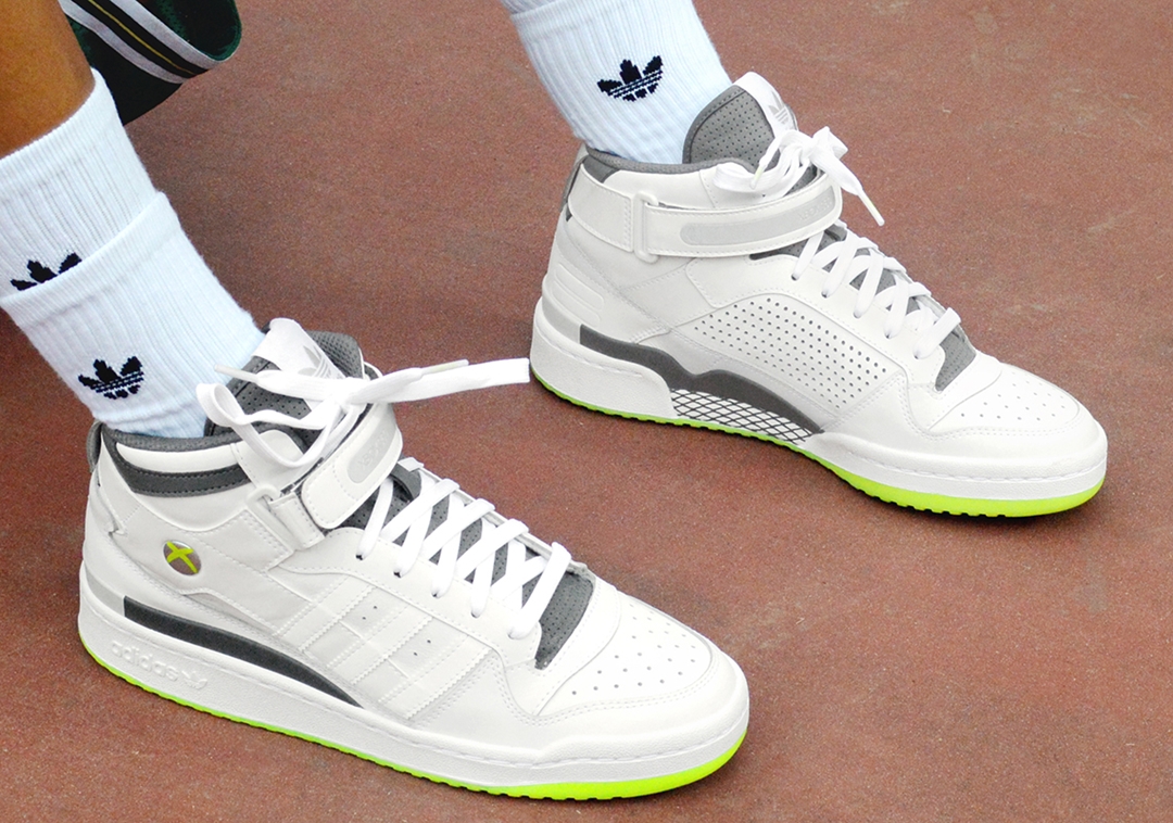 海外 11/4 発売予定！Xbox 360 x adidas Originals FORUM MID “White/Grey Five” (エックスボックス 360 アディダス オリジナルス フォーラム ミッド “ホワイト/グレーファイブ”) [GW7794]