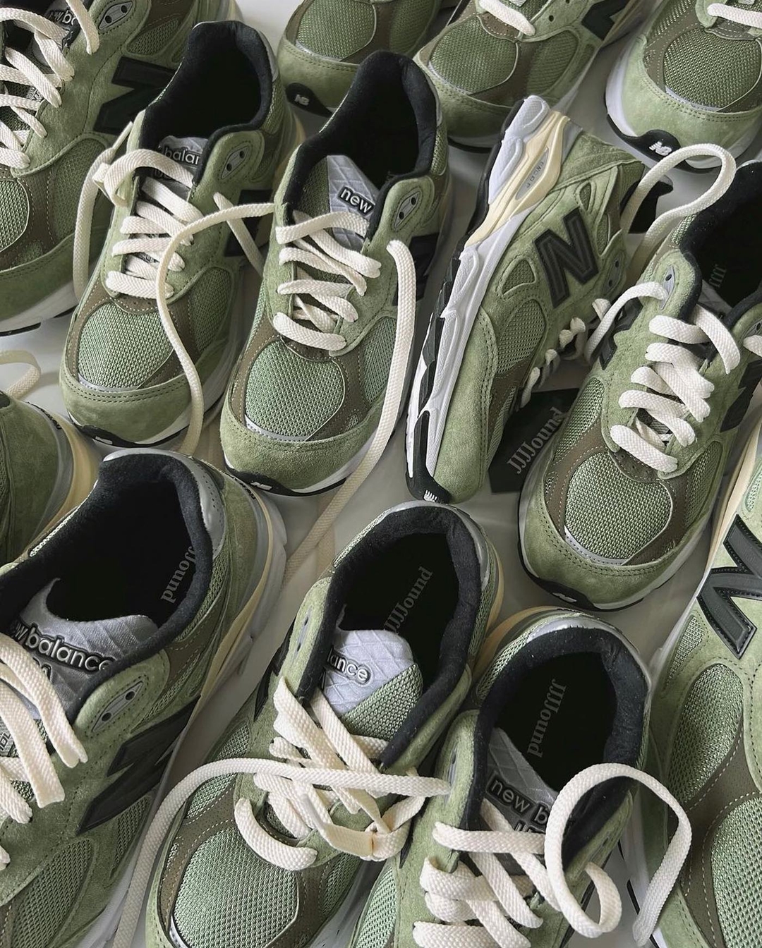 国内 3/4先行、3/19 一般発売】JJJJound × New Balance M990v3 JD3 