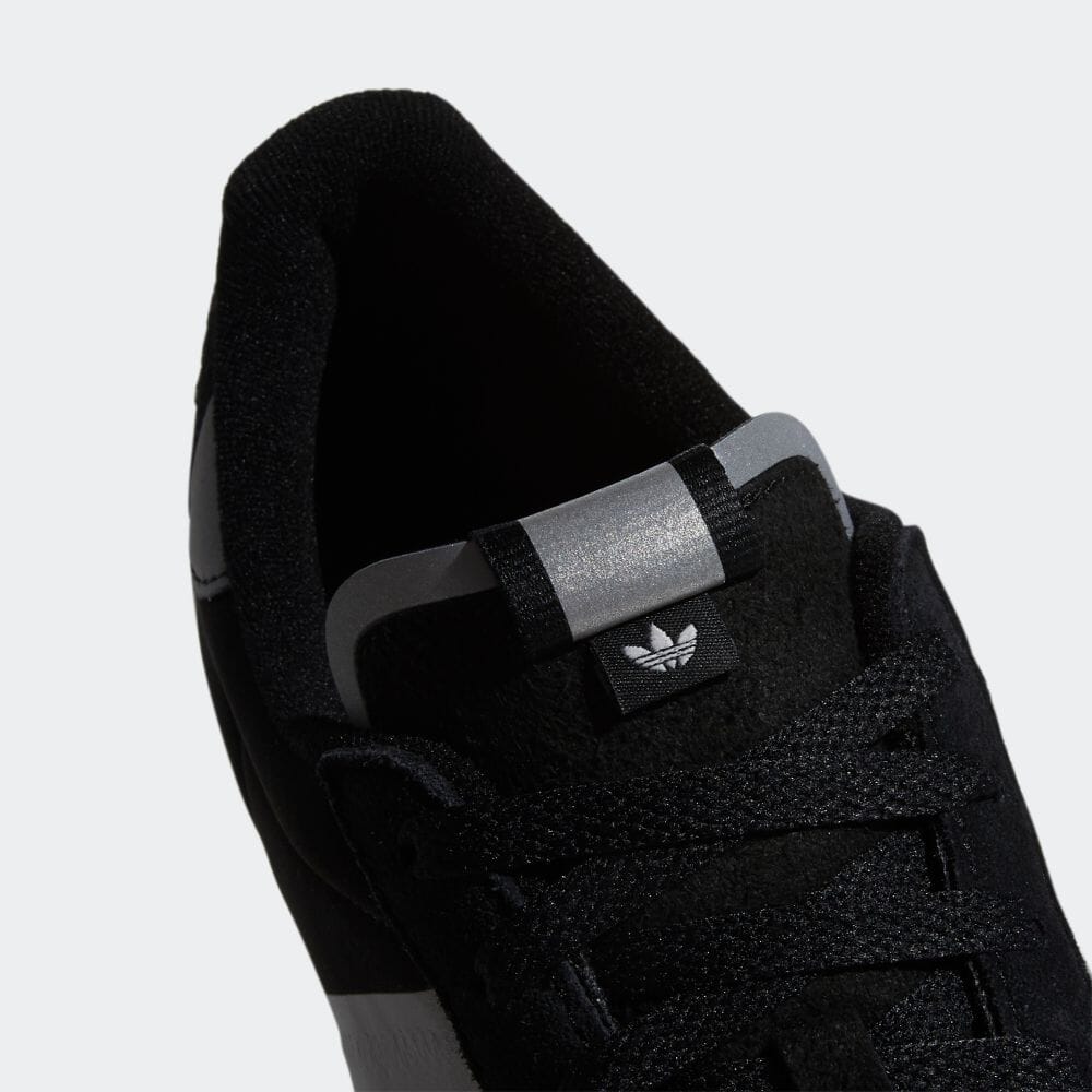 リフレクターを施した アディダス オリジナルス スーパースター “ブラック/ホワイト” (adidas Originals SUPERSTAR “Black/White”) [GY0987/GY0988]