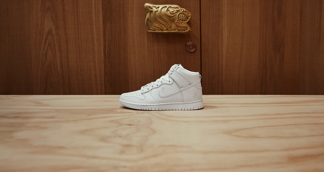 海外 3/31 発売予定！ナイキ ダンク ハイ レトロ プレミアム GCEL “拾/ホワイト” (NIKE DUNK HIGH RETRO PREMIUM GCEL “White”) [DO2321-111]