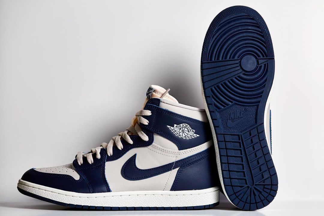 【国内 2/16 発売】ナイキ エア ジョーダン 1 ハイ 85 “ジョージタウン” (NIKE AIR JORDAN 1 HIGH 85 “Georgetown”) [BQ4422-400]