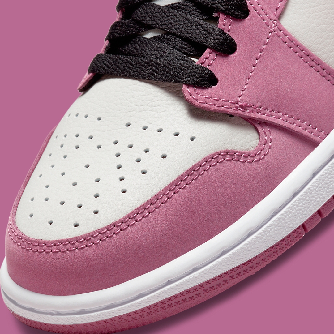 【国内 2/12 発売】ナイキ エア ジョーダン 1 ミッド “ベリー/ブラック” (NIKE AIR JORDAN 1 MID “Berry/Black”) [DC7267-500]
