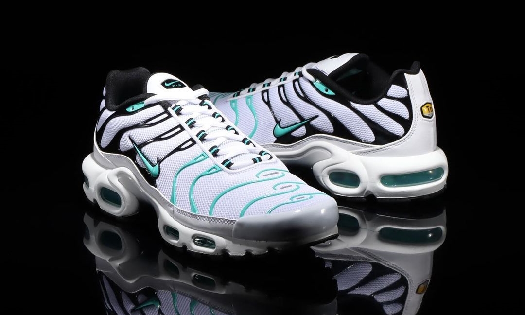 Nike Air Max Plus ハイパージェイド