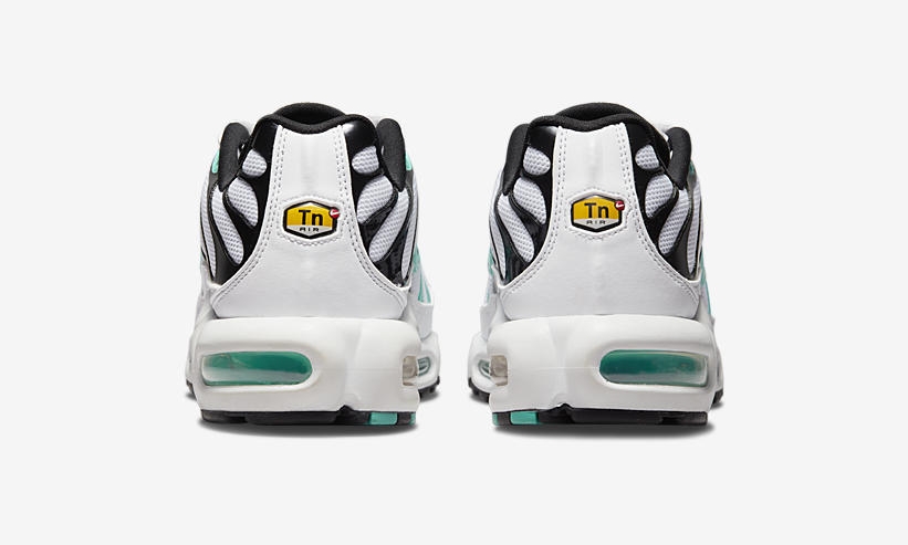 国内 atmos 限定！ナイキ エア マックス プラス “ホワイト/ハイパージェイド/ブラック” (NIKE AIR MAX PLUS “White/Hyper Jade/Black”) [DH4776-001]