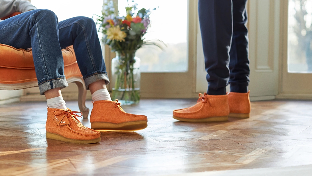 12/18 発売！END. x Clarks Originals Wallabee “Oxford Flowers ...