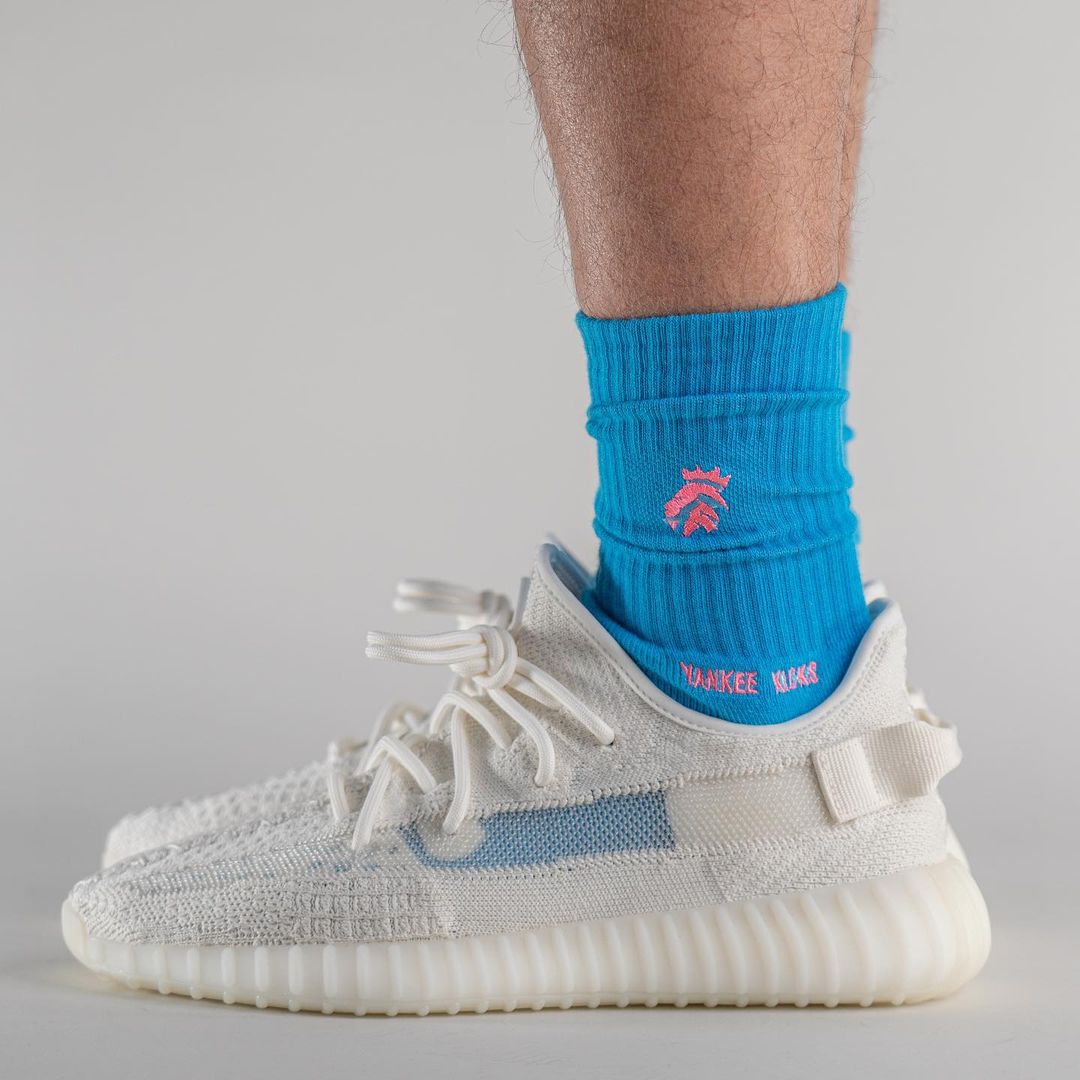 【国内 2022/6/20 発売】アディダス オリジナルス イージー 350 ブースト V2 “ボーン” (adidas Originals YEEZY 350 BOOST V2 “Bone”) [HQ6316]