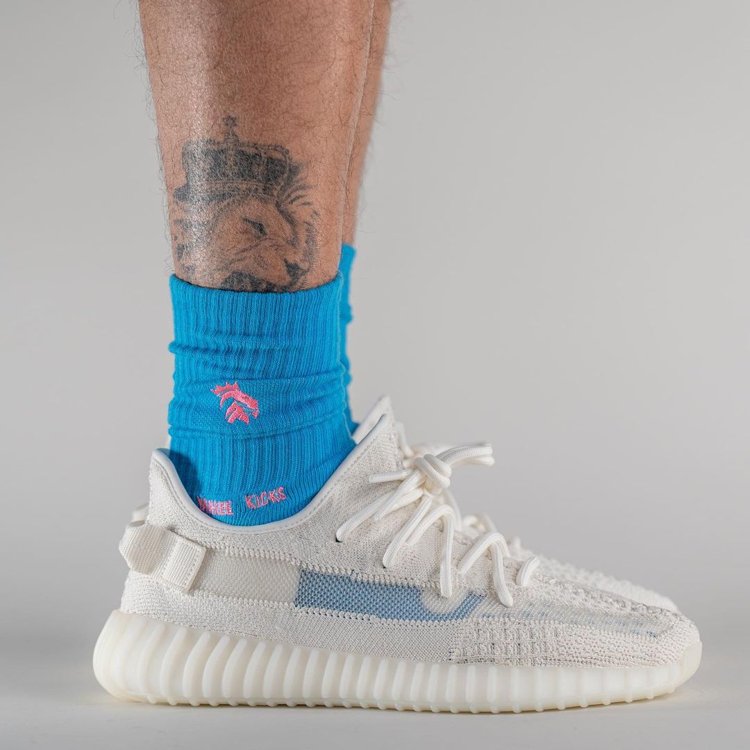 【国内 2022/6/20 発売】アディダス オリジナルス イージー 350 ブースト V2 “ボーン” (adidas Originals YEEZY 350 BOOST V2 “Bone”) [HQ6316]