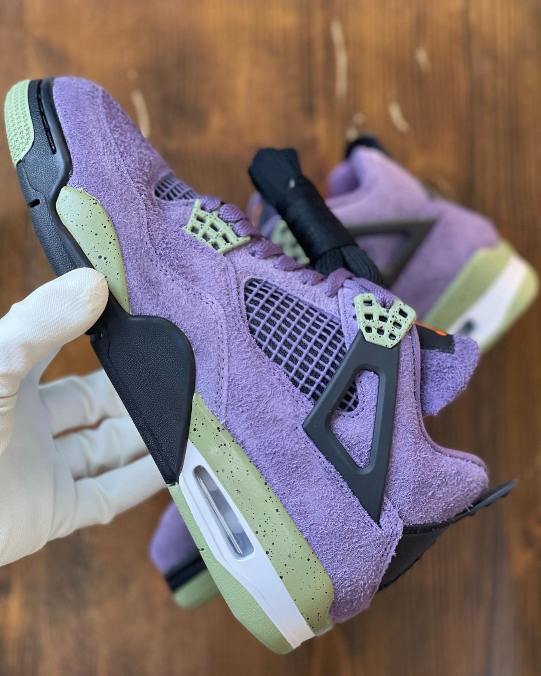 【国内 8/25 発売】ナイキ ウィメンズ エア ジョーダン 4 レトロ “キャニオンパープル” (NIKE WMNS AIR JORDAN 4 RETRO “Canyon Purple”) [AQ9129-500]