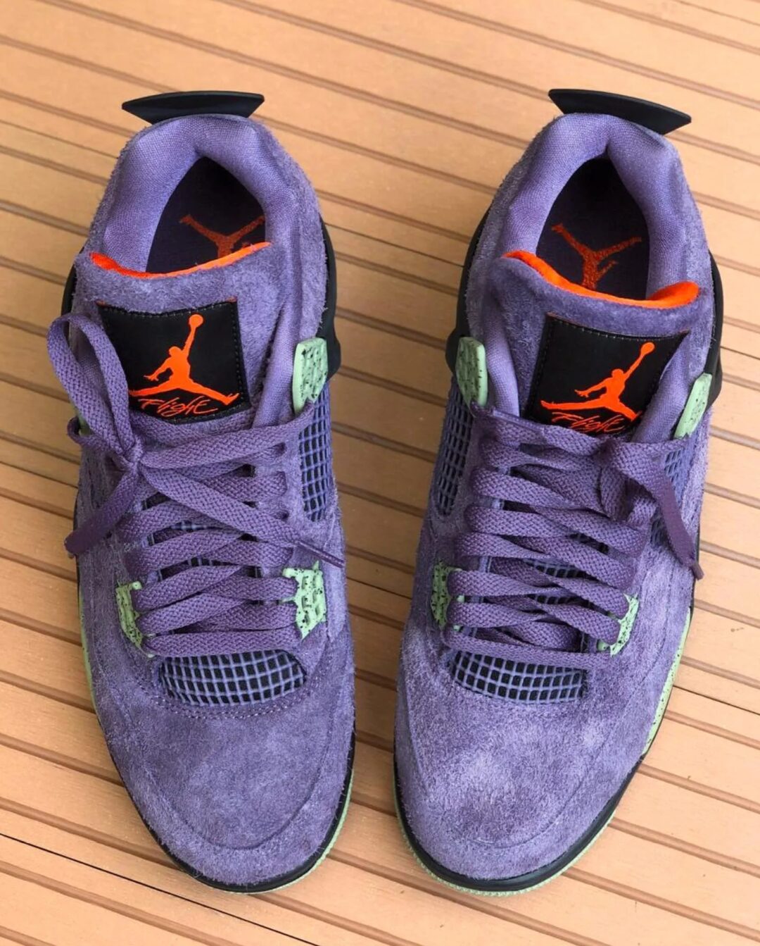 【国内 8/25 発売】ナイキ ウィメンズ エア ジョーダン 4 レトロ “キャニオンパープル” (NIKE WMNS AIR JORDAN 4 RETRO “Canyon Purple”) [AQ9129-500]