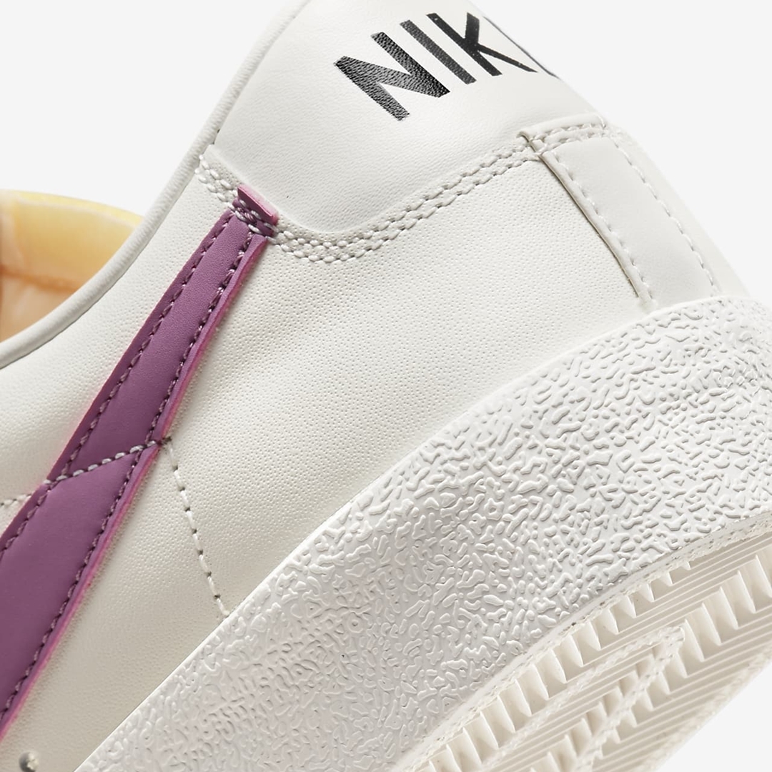 ナイキ ブレーザー ロー 77 ビンテージ “セイル/ブライトサルファー/ボルドー” (NIKE BLAZER LOW 77 VINTAGE “Sail/Bright Sulfur/Bordeaux”) [DA6364-106]