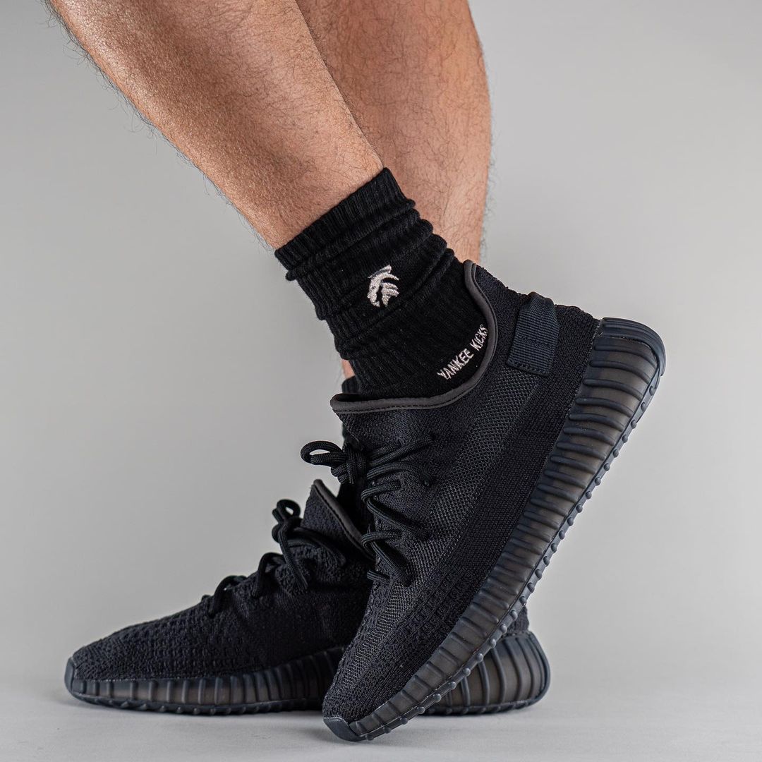 adidas YEEZY Boost 350 V2 Onyx 30.0cm