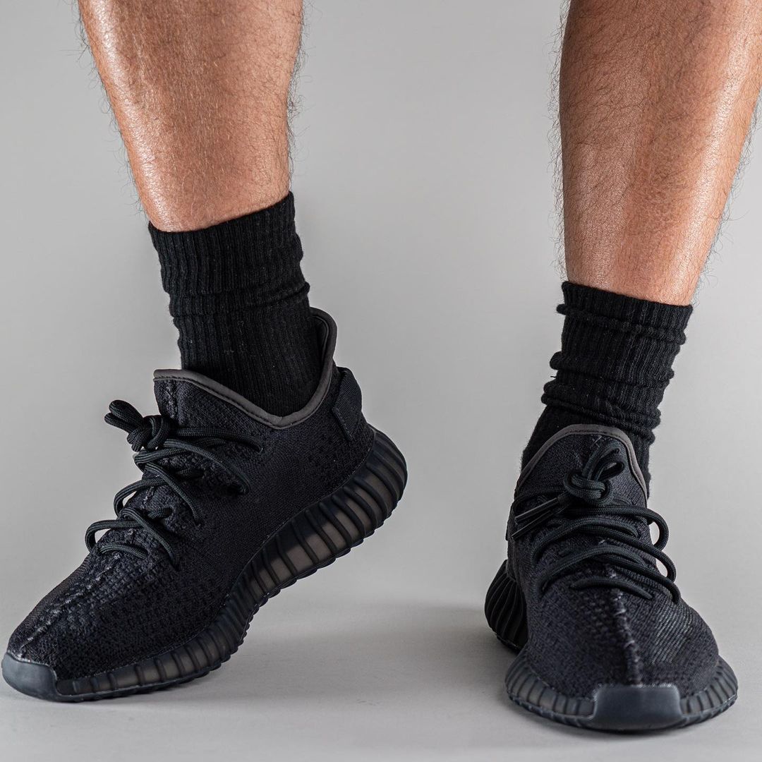 adidas YEEZY BOOST 350V2 ONYX イージーブーストローカット性別