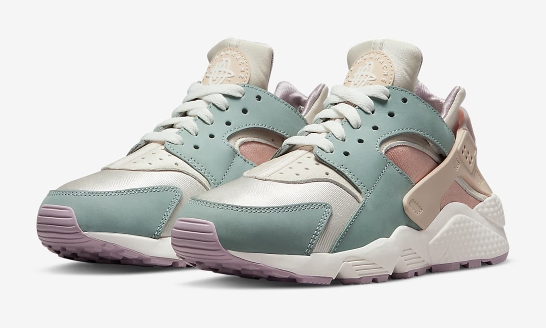 ナイキ NIKE AIR HUARACHE LIGHT