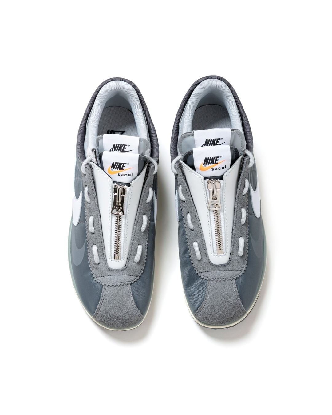 【国内 8/30、8/31、12/8、12/13 発売】sacai x NIKE CORTEZ (サカイ ナイキ コルテッツ) [DQ0581-001/DQ0581-100]