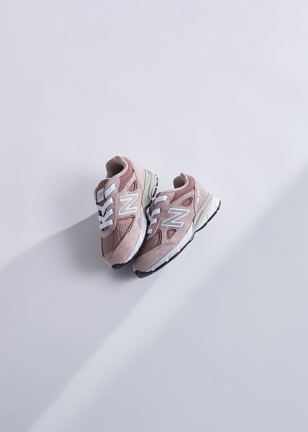 6/18 発売予定！KITH × New Balance M990V1 KT1 “Dusty Rose” (キス ニューバランス “ダスティローズ”)