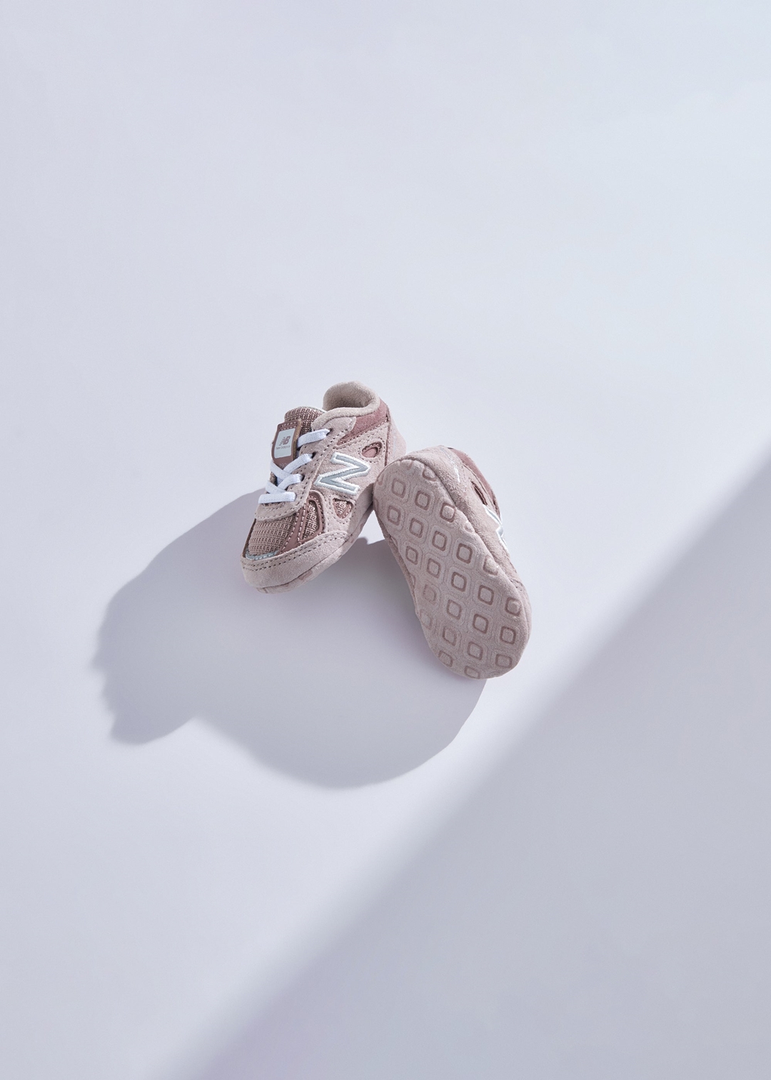 6/18 発売予定！KITH × New Balance M990V1 KT1 “Dusty Rose” (キス ニューバランス “ダスティローズ”)