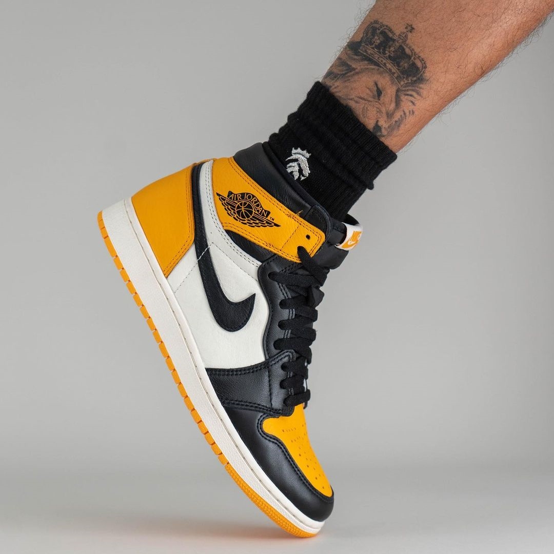 NIKE ナイキ AIR JORDAN 1 HIGH OG TAXI 555088-711 エアジョーダン 1 ハイ タクシー ハイカットスニーカー ホワイト/イエロー US9.5/27.5cm