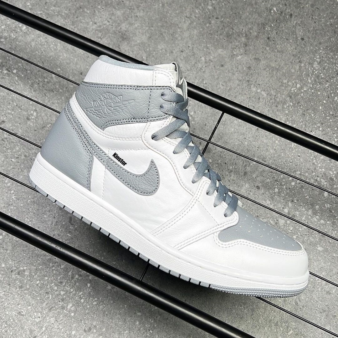 【国内 8/27 発売】ナイキ エア ジョーダン 1 ハイ OG “ステルス/ホワイト” (NIKE AIR JORDAN 1 HIGH OG “Stealth/White”) [555088-037]