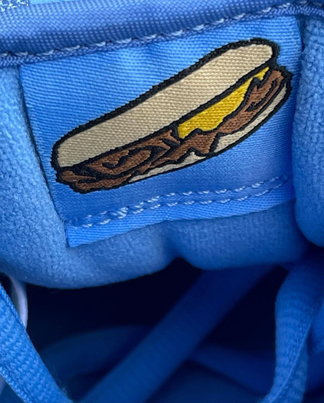 【国内 5/9 発売】ナイキ SB ダンク ロー プロ “フィリーズ/ユニバーシティブルー” (NIKE SB DUNK LOW PRO “Phillies/University Blue”) [DQ4040-400]