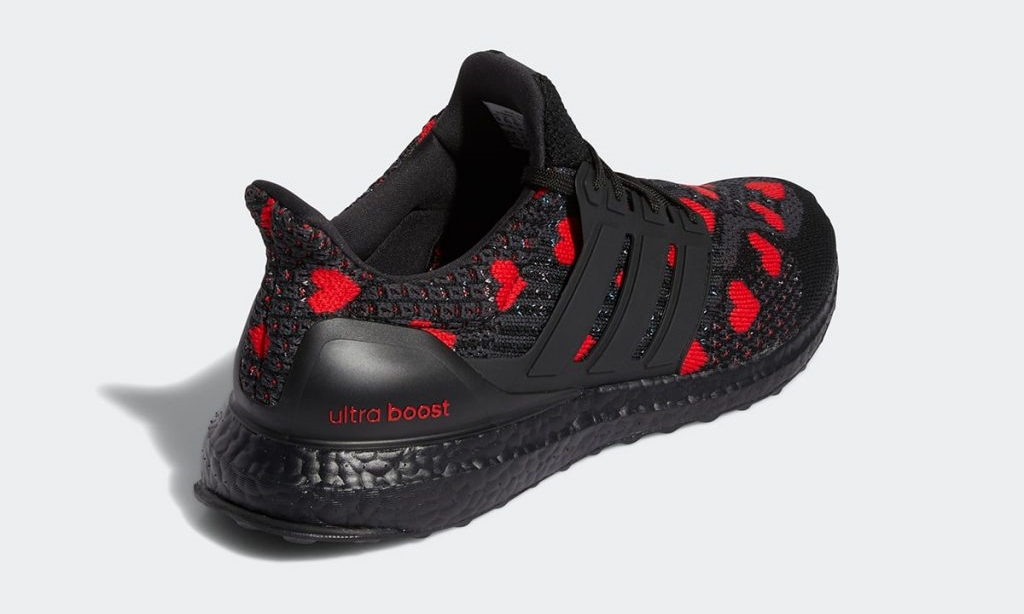 海外 1/15 発売予定！adidas ULTRA BOOST 5.0 DNA “Valentine Day 2022” (アディダス ウルトラ ブースト 5.0 DNA “バレンタインデー 2022”) [GX4105]