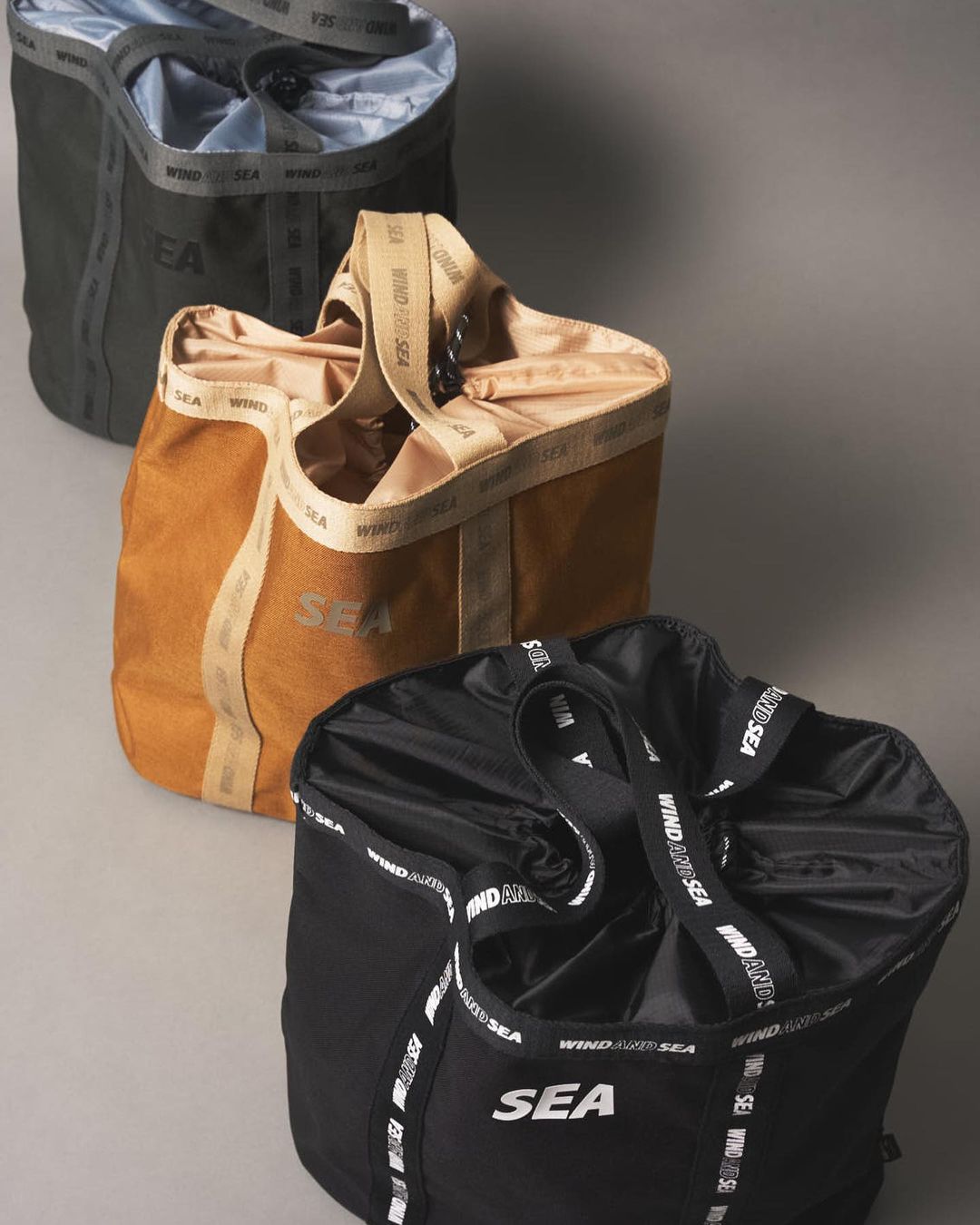 【1/15 発売】CORDURA × WIND AND SEA “Nylon Camping Tote Bag” (コーデュラ ウィンダンシー)