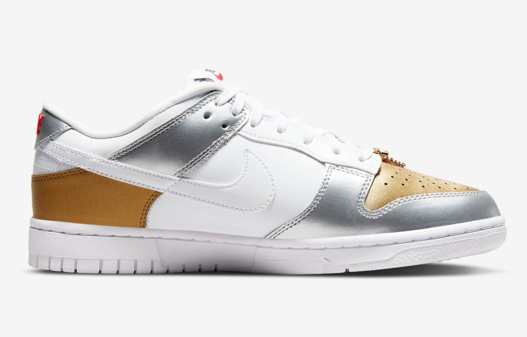 【国内 2/10 発売予定】ナイキ ウィメンズ ダンク ロー “ホワイト/ゴールド/シルバー” (NIKE WMNS DUNK LOW “White/Gold/Silver”) [DH4403-700]