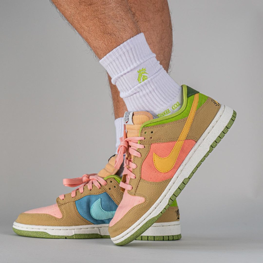 【国内 5/13、5/17 発売】ナイキ ダンク ロー SE “サンクラブ/アークティックオレンジ” (NIKE DUNK LOW SE “Sun Club/Arctic Orange”) [DM0583-800]