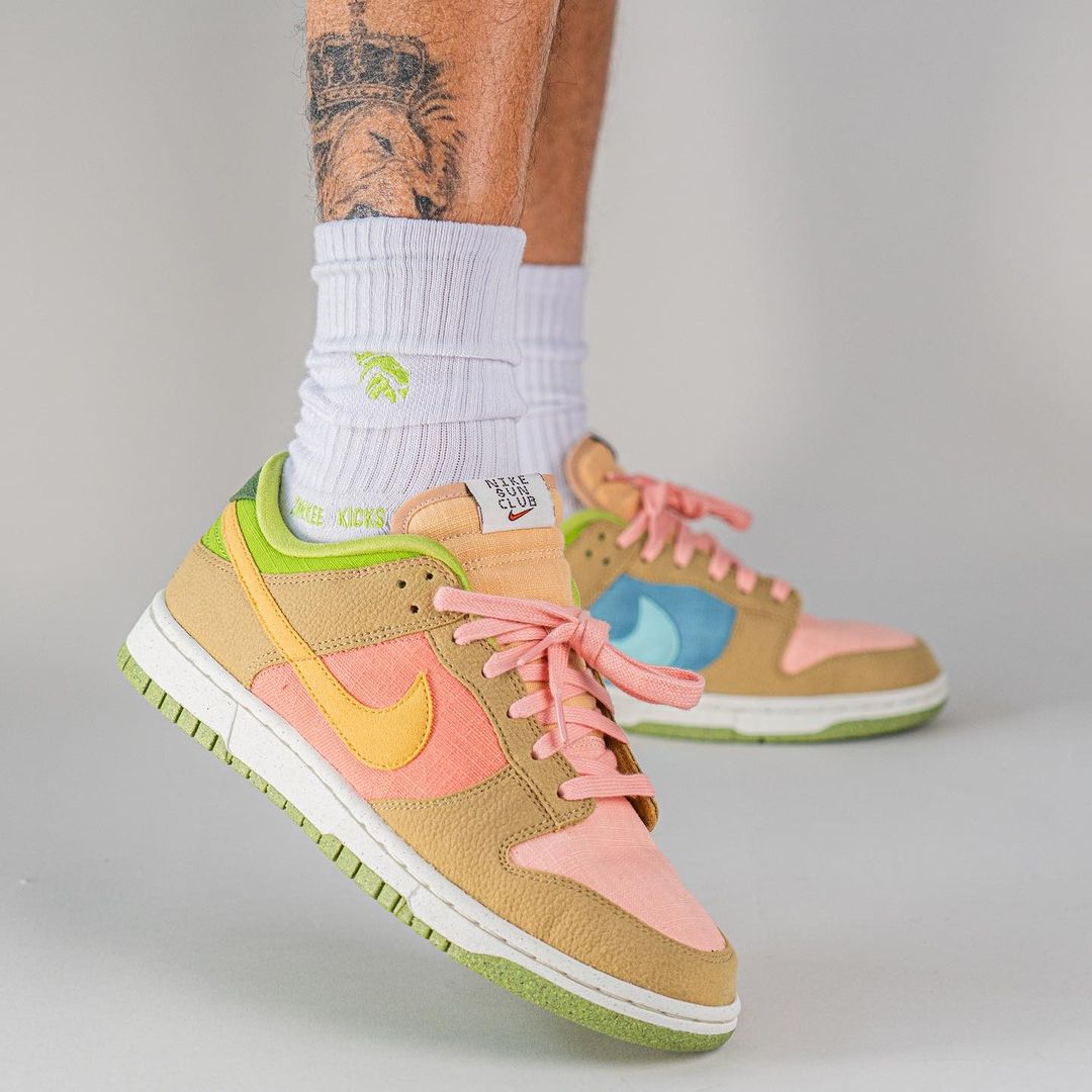 【国内 5/13、5/17 発売】ナイキ ダンク ロー SE “サンクラブ/アークティックオレンジ” (NIKE DUNK LOW SE “Sun Club/Arctic Orange”) [DM0583-800]