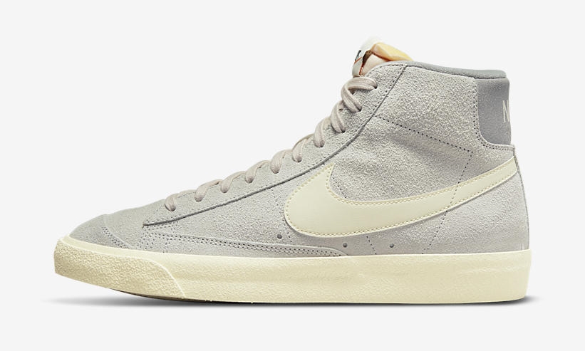 2022年 発売予定！ナイキ ブレーザー ミッド 77 プレミアム ビンテージ “ライトボーン” (NIKE BLAZER MID 77 PREMIUM VINTAGE “Light Bone”) [DM0178-001]